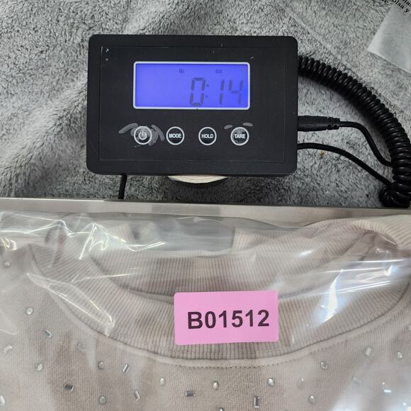 Maurices Sweatshirt Womens 2X Tan Crew Neck Gems Rhinestones Pullover Casual - Picture 10 of 10